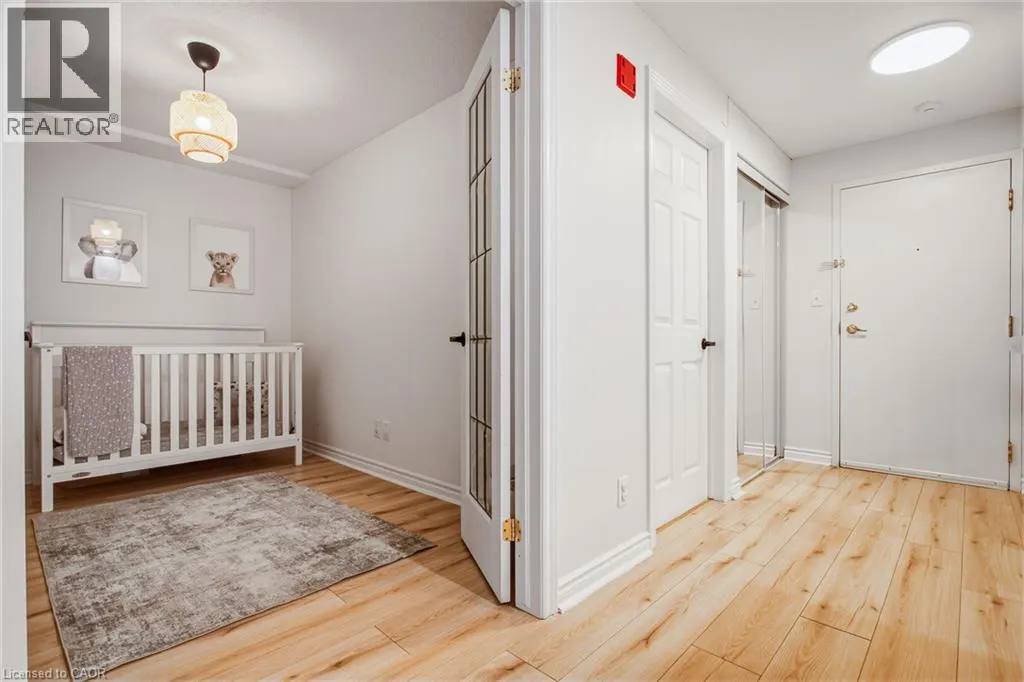 262 DUNDAS Street E Unit# 111 #111