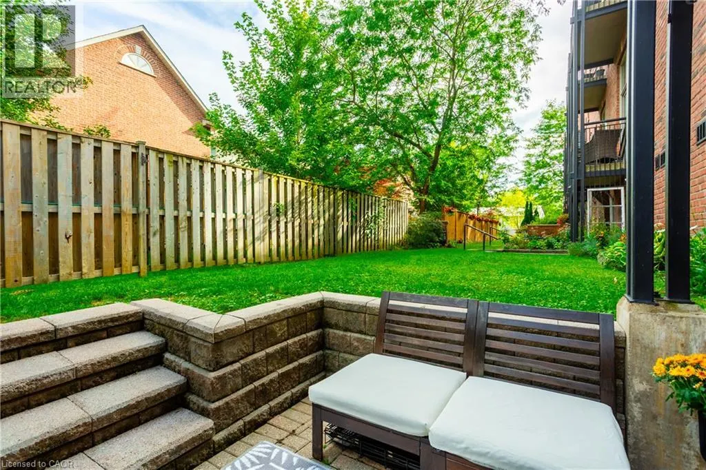 262 DUNDAS Street E Unit# 111 #111