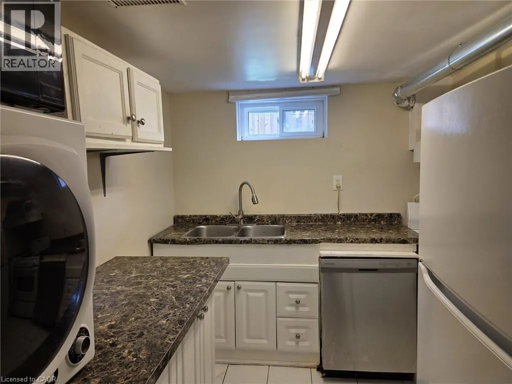 32 BIRCHPARK Drive Unit# Lower #Lower