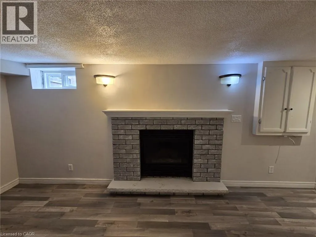 32 BIRCHPARK Drive Unit# Lower #Lower