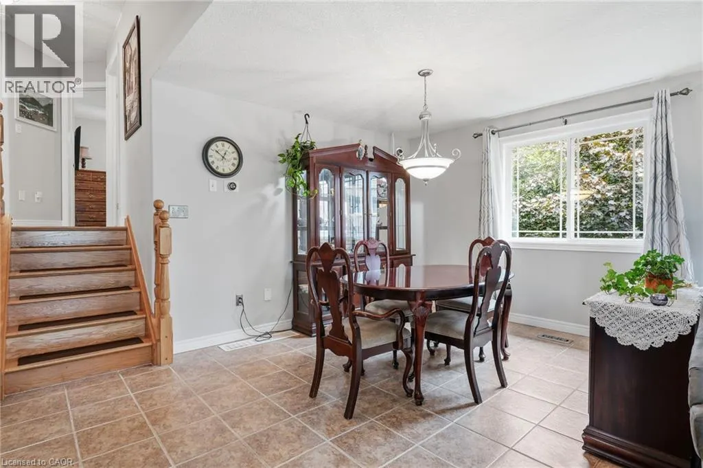 125 LANGLAW Drive