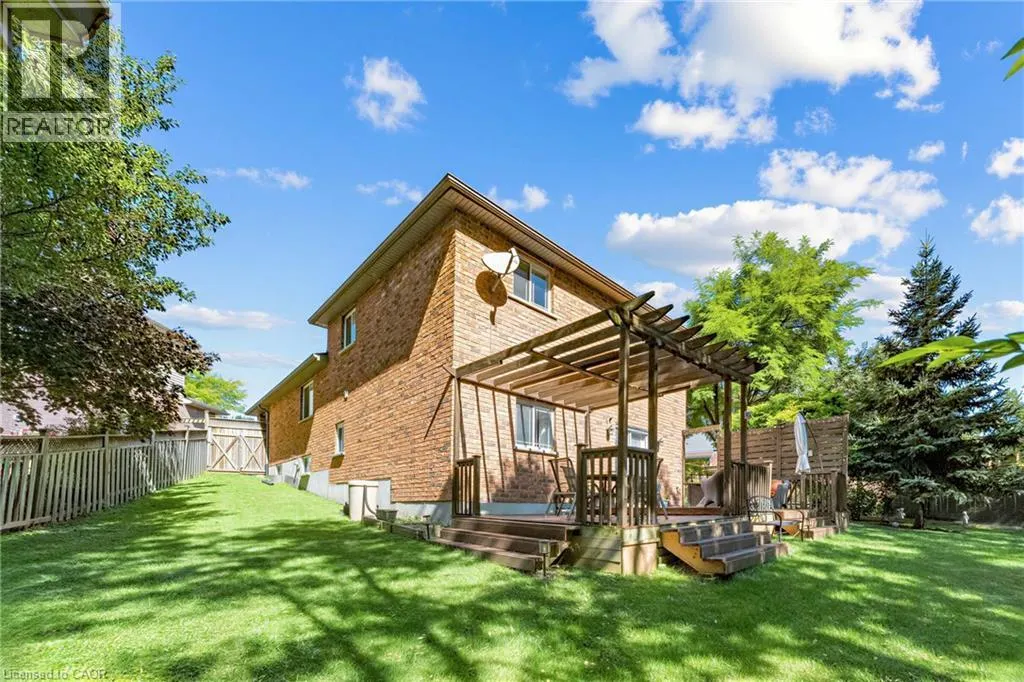 125 LANGLAW Drive