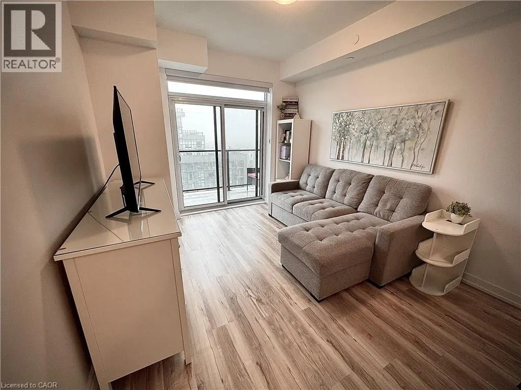 460 E DUNDAS Street Unit# 709 #709