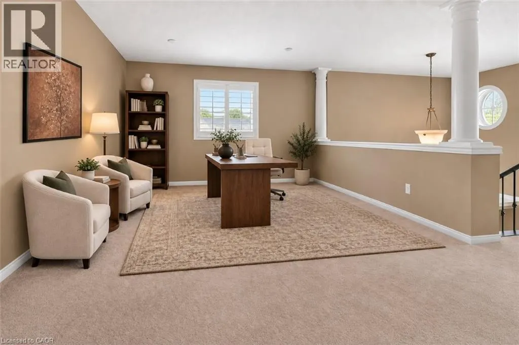 123 MOORLAND Crescent