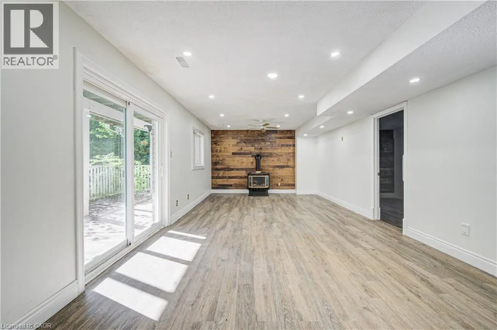 11 BROCK Road S