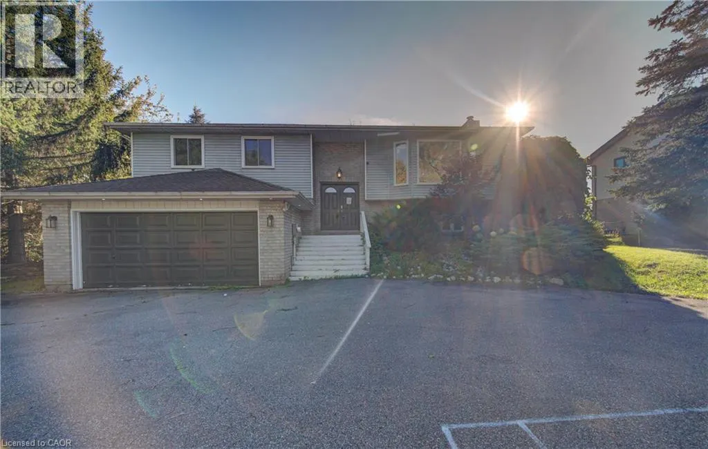 11 BROCK Road S
