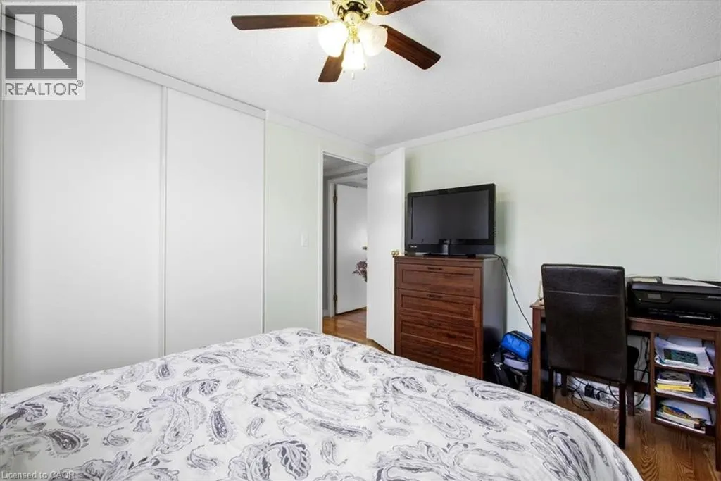 3 WALNUT WAY PVT