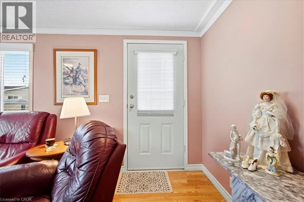 3 WALNUT WAY PVT