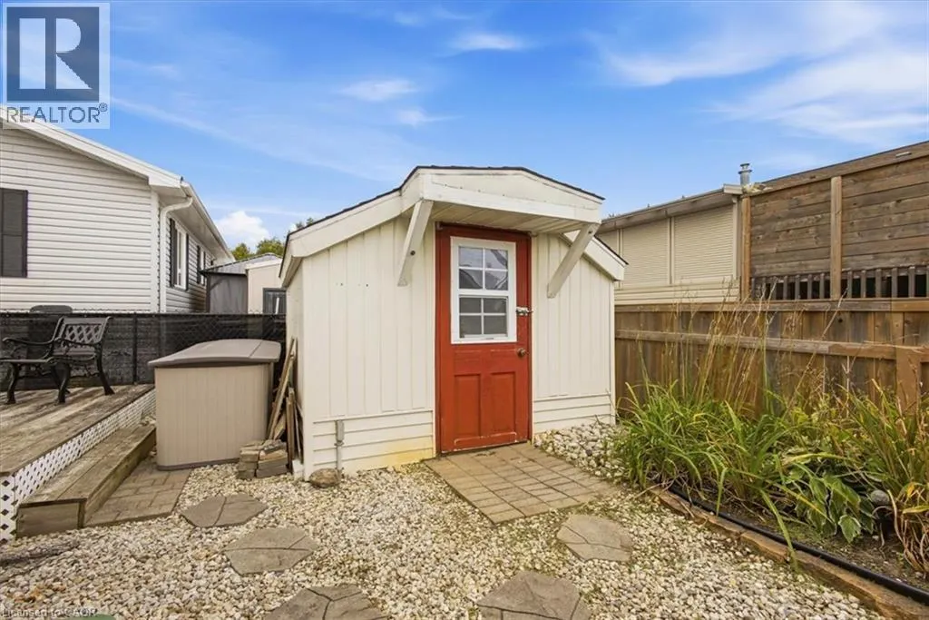 3 WALNUT WAY PVT