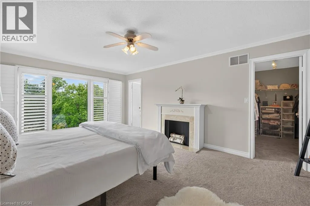 112 FAIRWOOD Place W