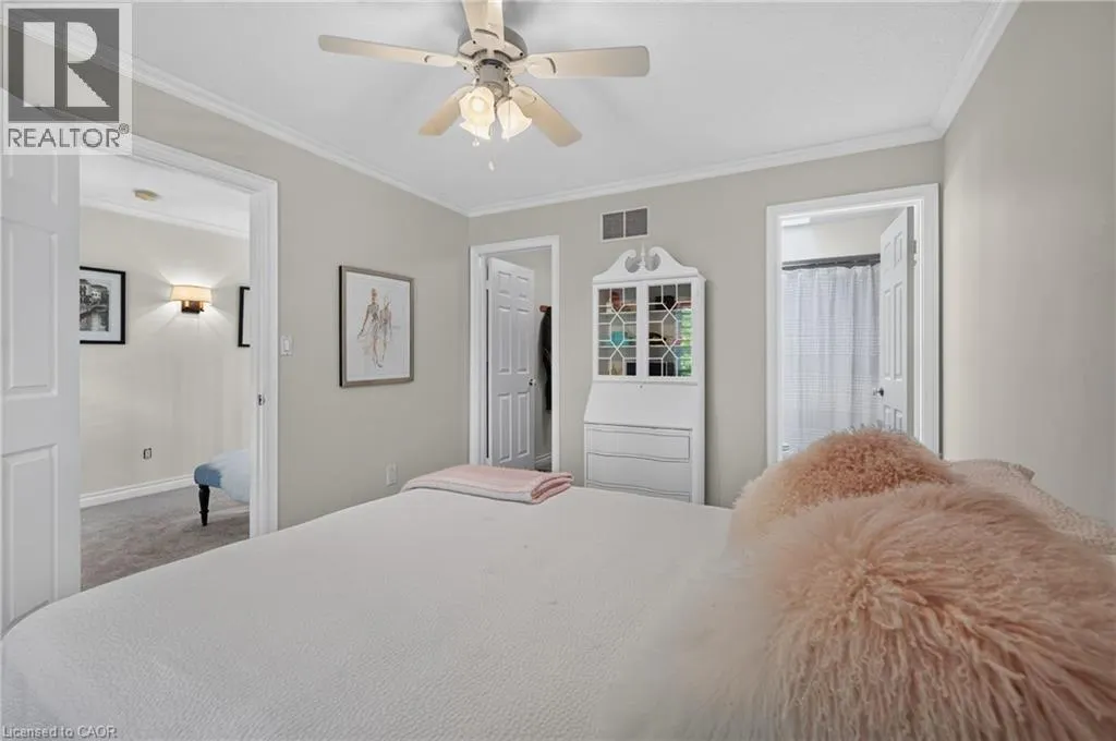 112 FAIRWOOD Place W