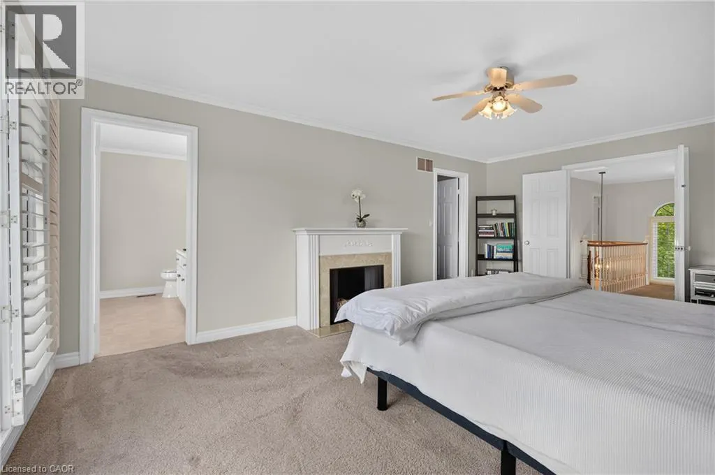 112 FAIRWOOD Place W