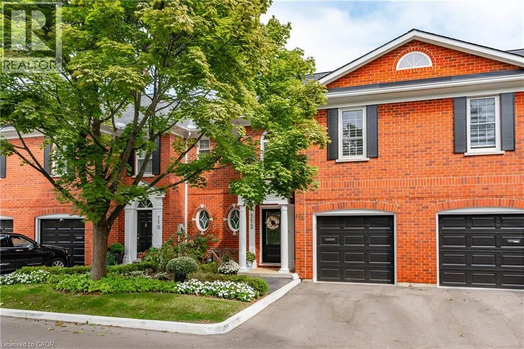 112 FAIRWOOD Place W