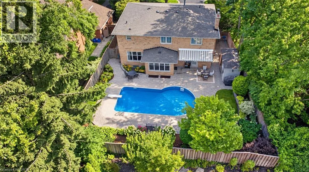 1470 CRESCENT Road