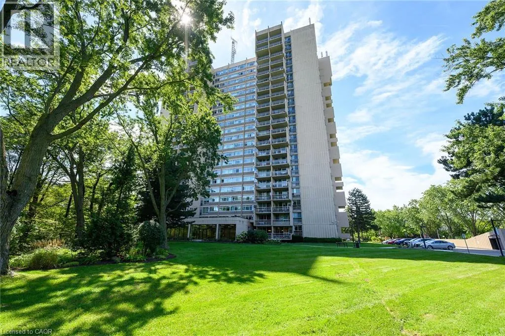 1359 WHITE OAKS Boulevard Unit# 205 #205