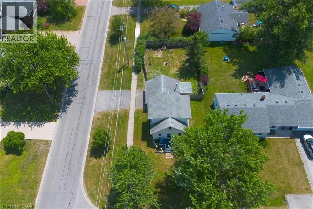 1217 ORCHARD Avenue