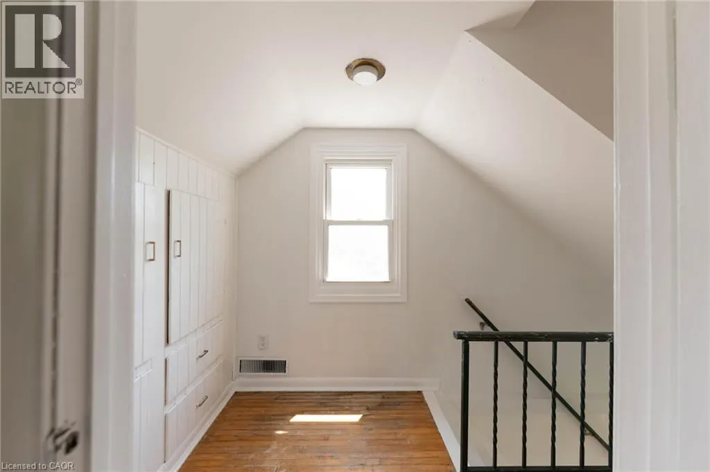 1217 ORCHARD Avenue
