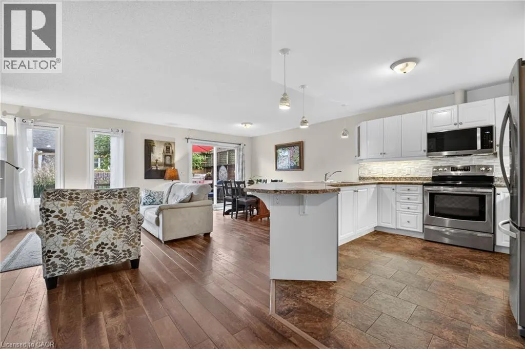 3973 SUNSET Lane