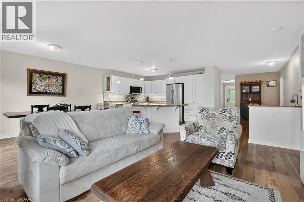3973 SUNSET Lane