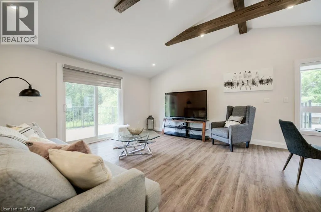 6542 ELLIS Road