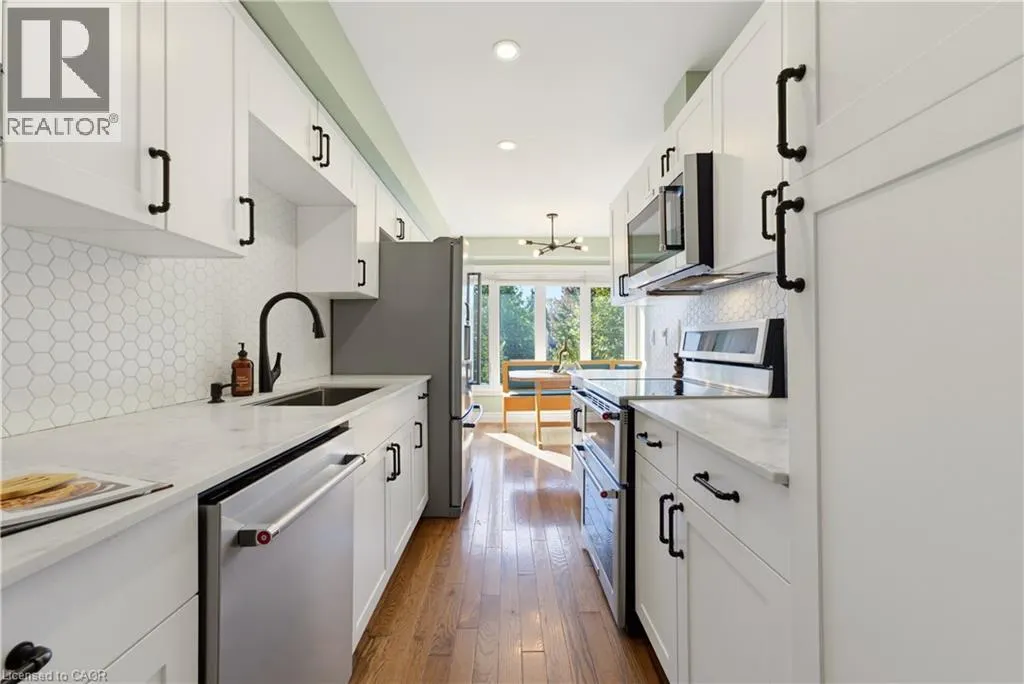 225 BENJAMIN Road Unit# 64 #64
