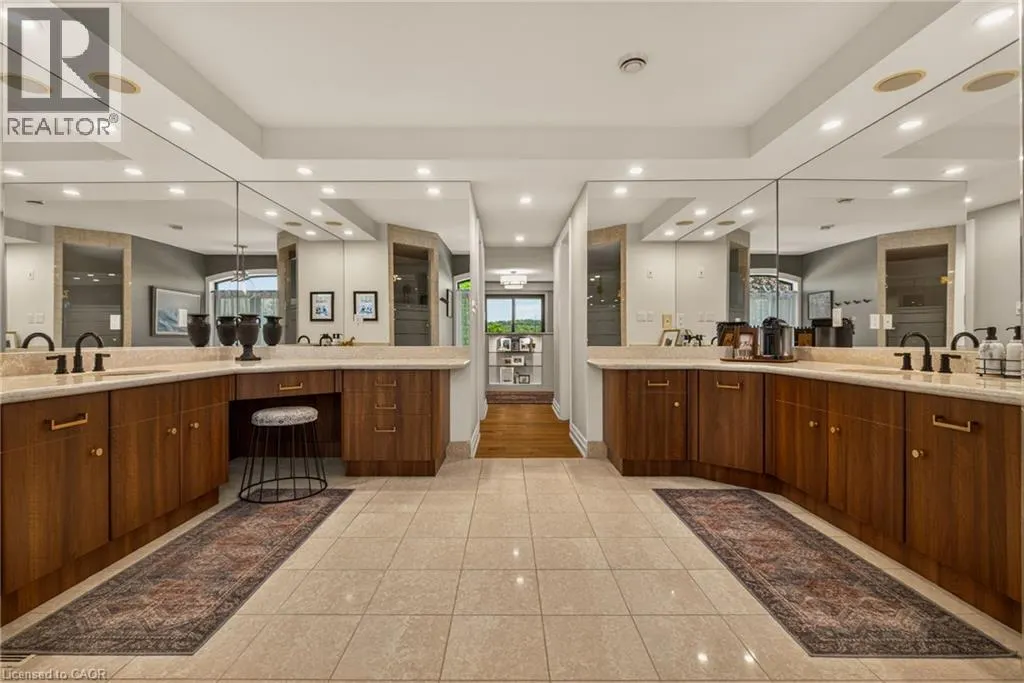 120 JEROME PARK Drive