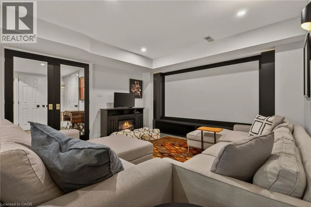 120 JEROME PARK Drive