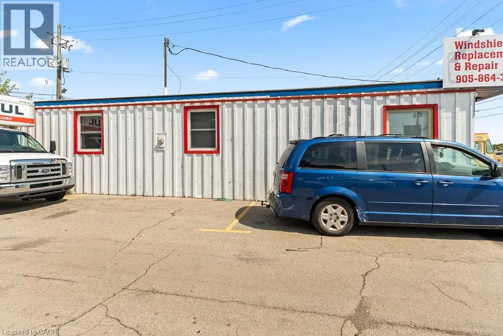 57 STEELES Avenue E