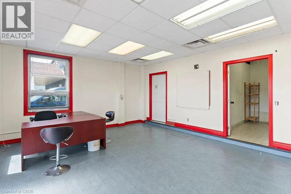 57 STEELES Avenue E
