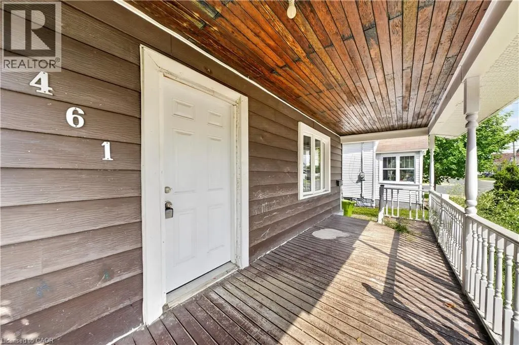 461 JOHN Street
