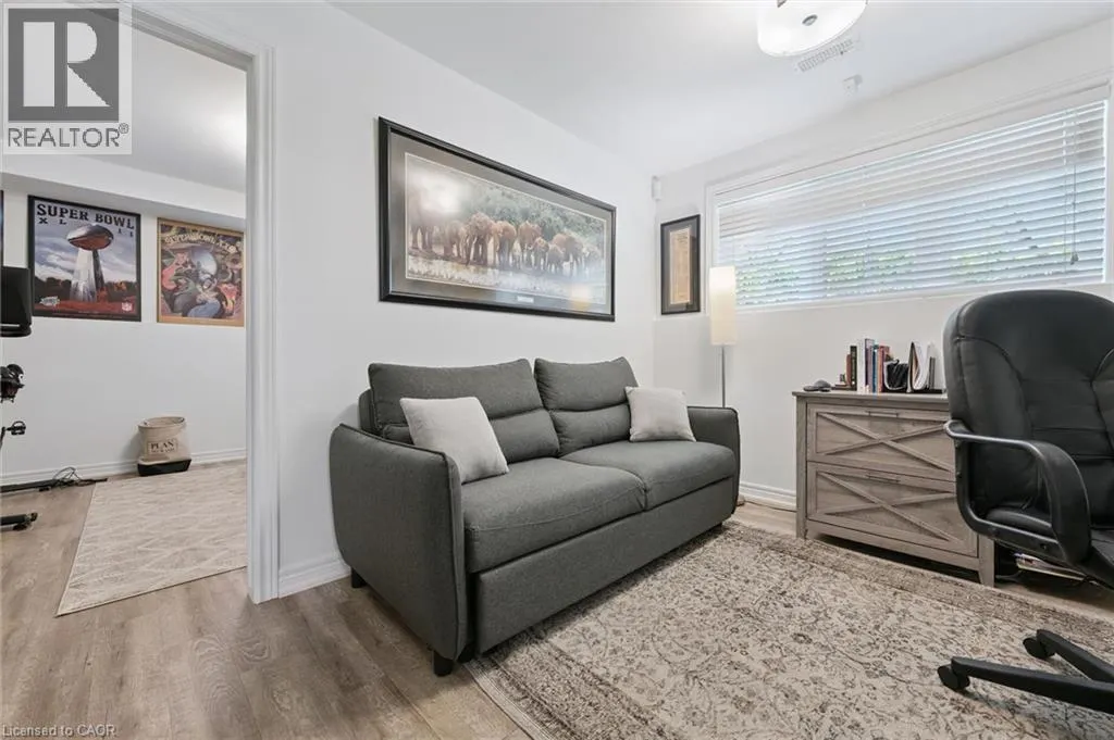 263 PLAINS Road W Unit# 5 #5