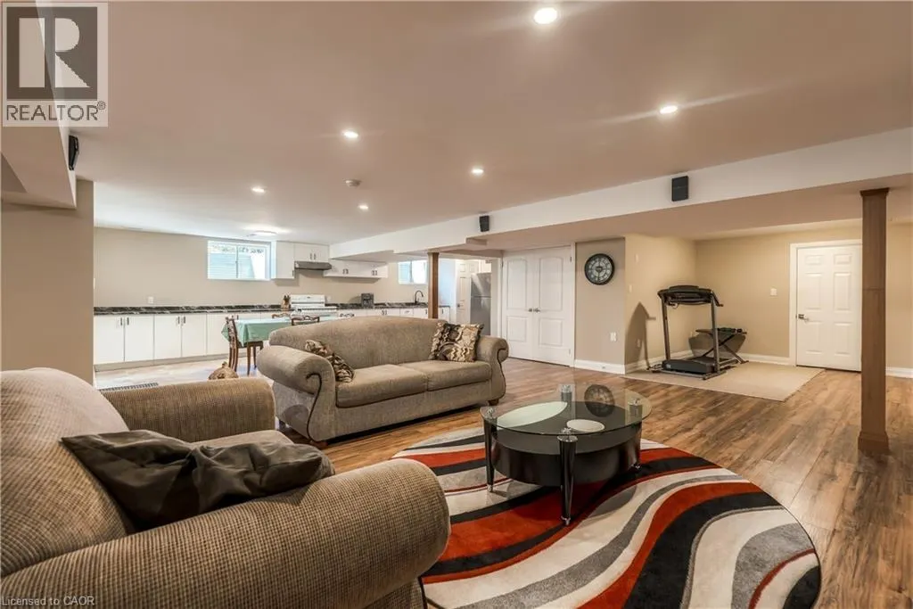 3265 MOUNTAIN Road
