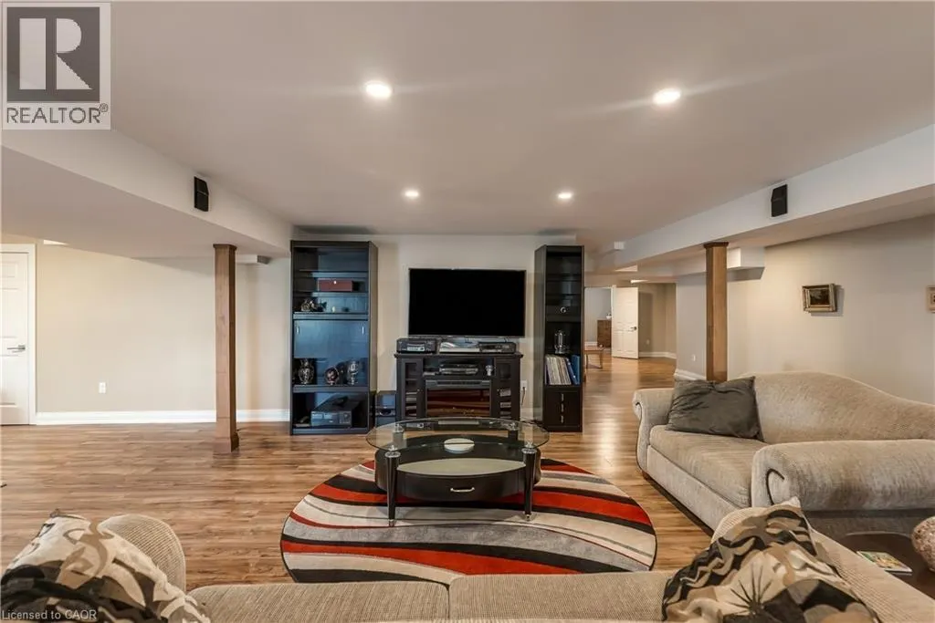 3265 MOUNTAIN Road
