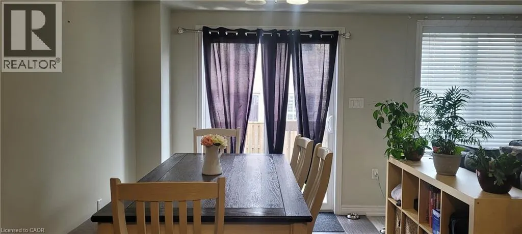 90 BLOOM Crescent