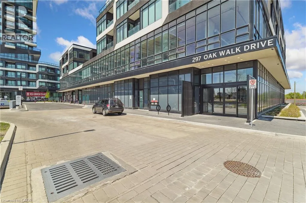 297 OAK WALK Drive Unit# 1605 #1605