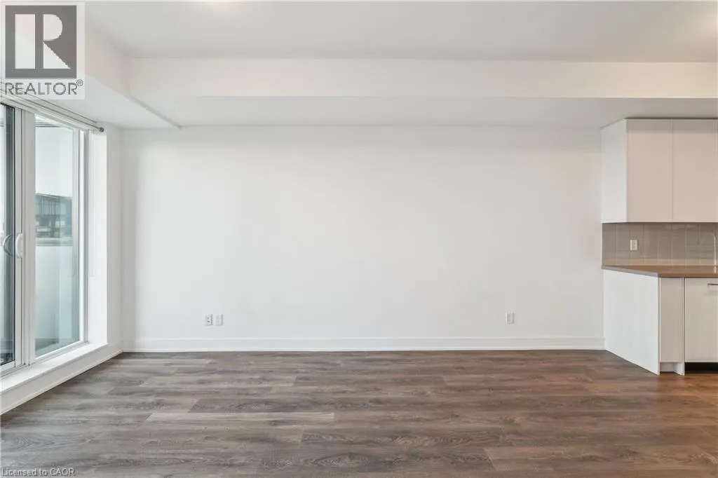 297 OAK WALK Drive Unit# 1605 #1605