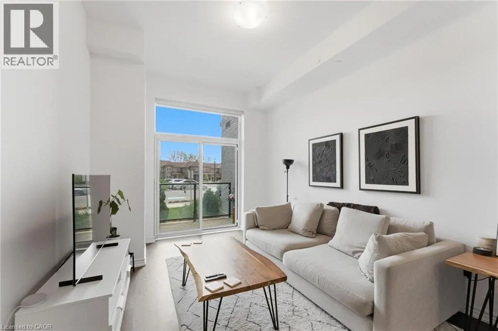 460 DUNDAS Street E Unit# 112 #112