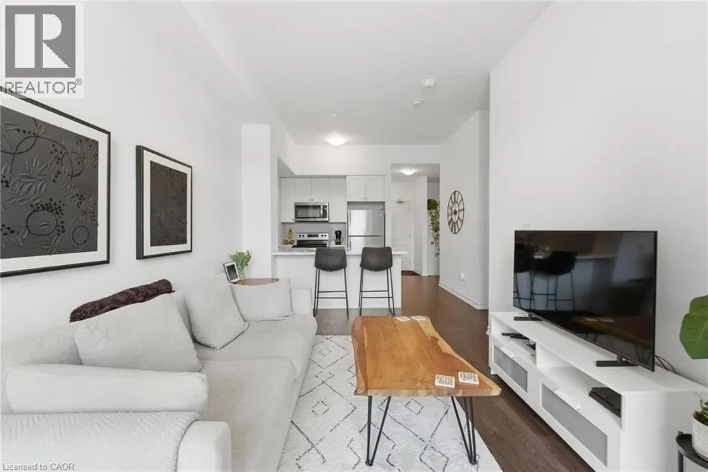 460 DUNDAS Street E Unit# 112 #112