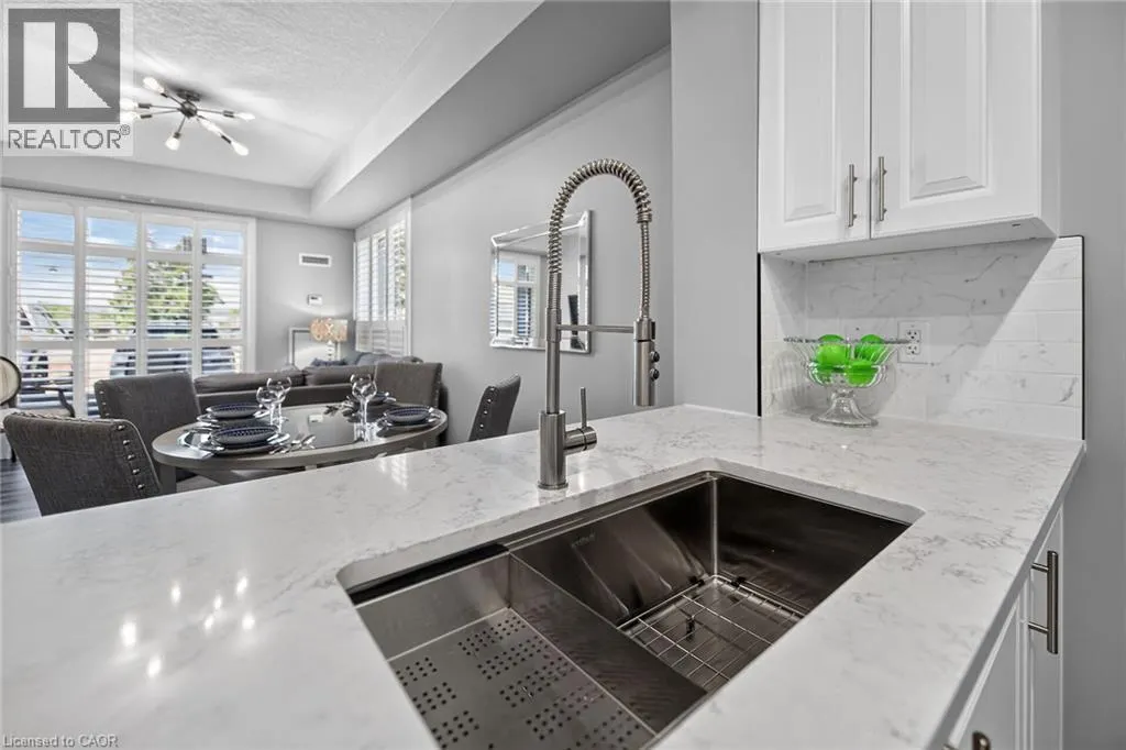 35 SOUTHSHORE Crescent Unit# 122 #122