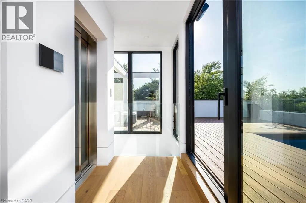 6 FIRELANE 11A Street