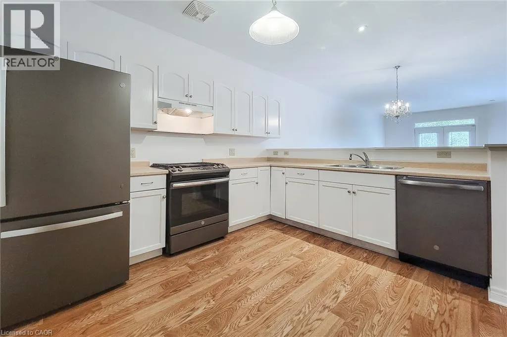 41 VINTNERS Lane