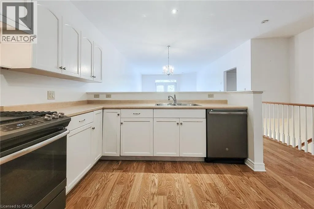41 VINTNERS Lane