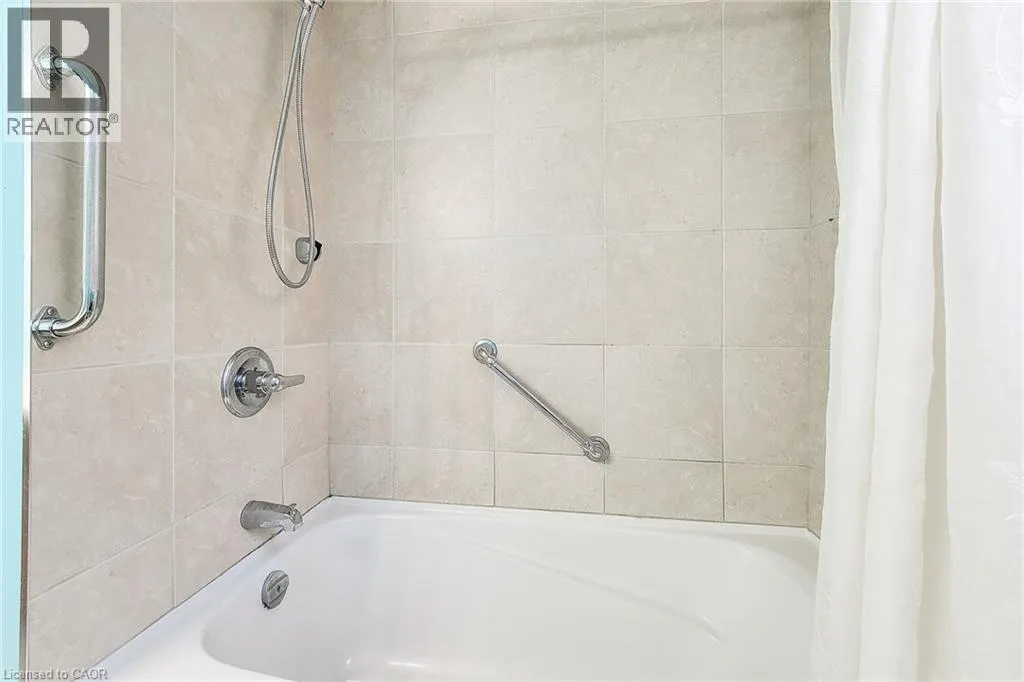 41 VINTNERS Lane