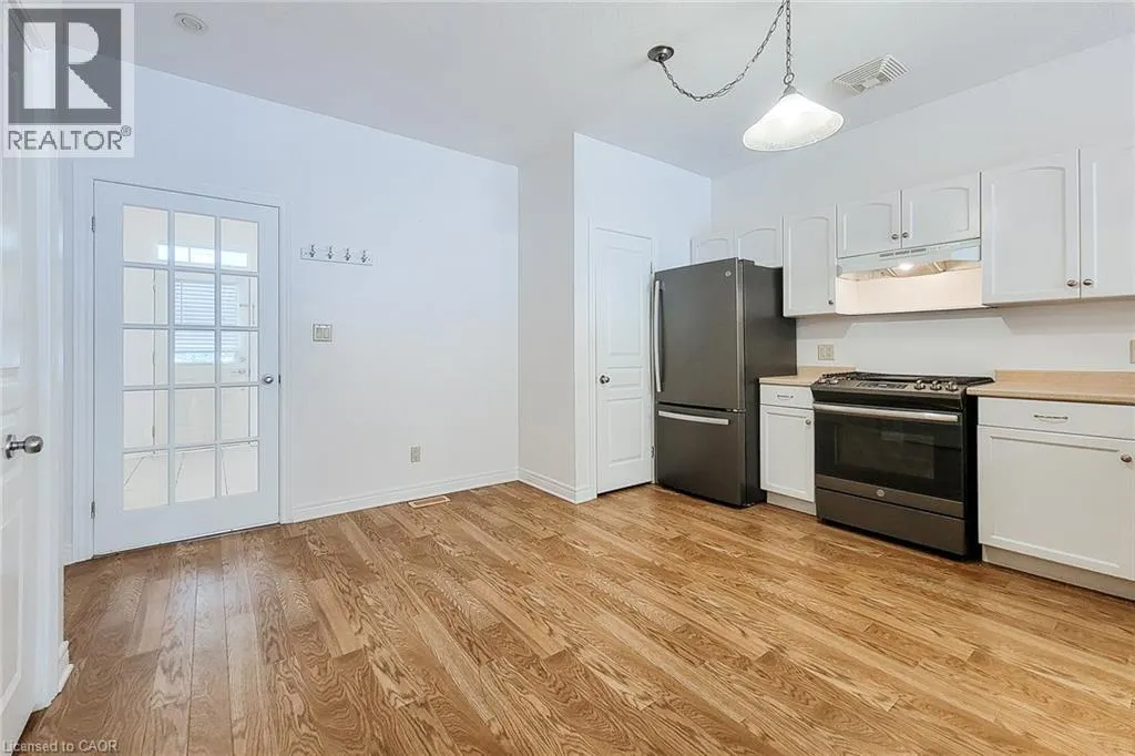 41 VINTNERS Lane