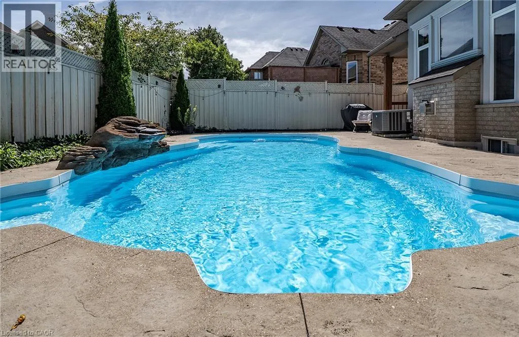 151 MOORE Crescent