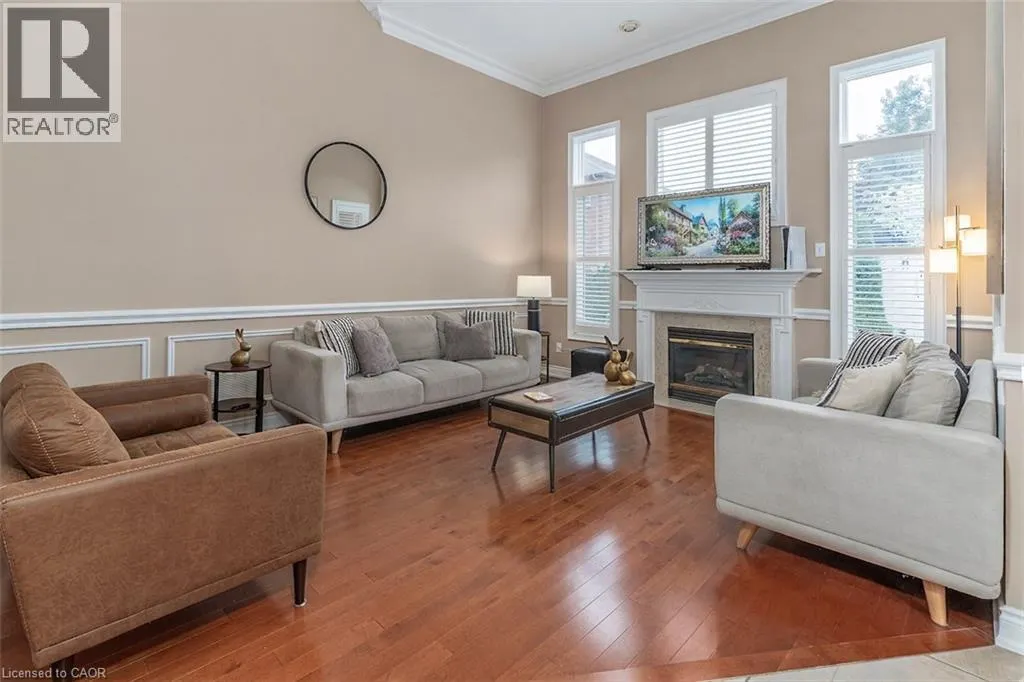 151 MOORE Crescent