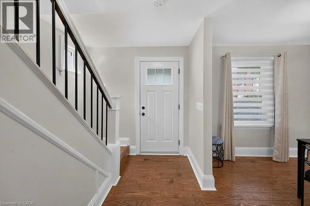 33 BELLEVUE Avenue