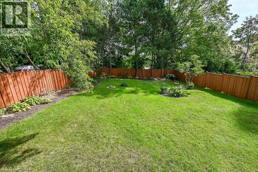 33 BELLEVUE Avenue