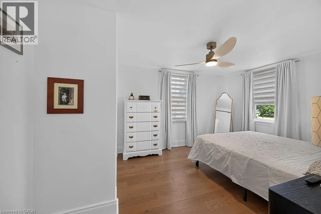 33 BELLEVUE Avenue