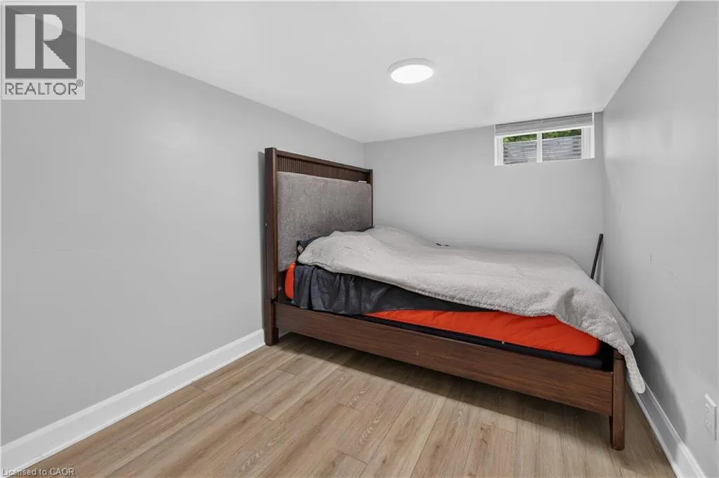 31 MARION Place Unit# LOWER #LOWER